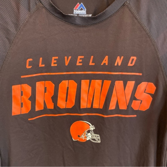 Cleveland Browns Majestic Cool Base Long Sleeve Top Mens Small Brown - Picture 2 of 5